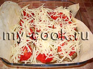 Пирог из лаваша с баклажанами, томатами и сыром