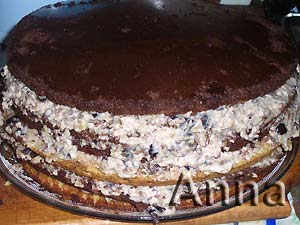 Торт Лакомка с черносливом и орехами